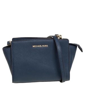 michael kors small navy blue crossbody